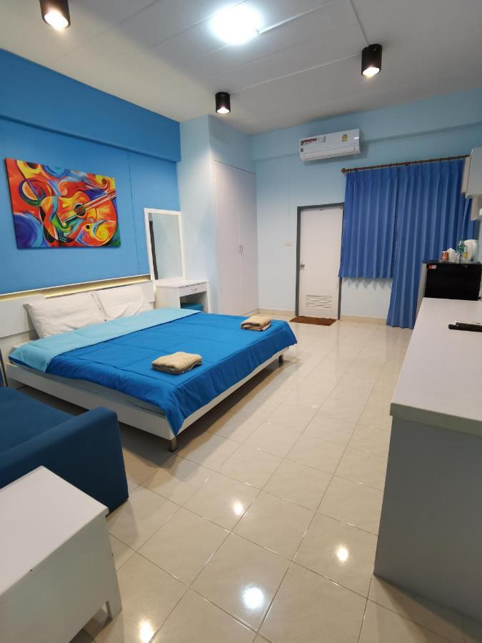 Uj Apartment Bangsaen Zewnętrze zdjęcie